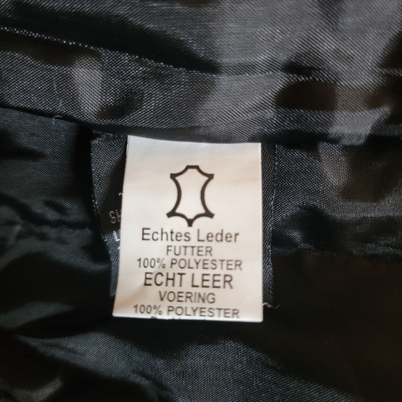 House of Leather 3x - Picture 4 of 8